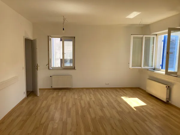 Heller Raum im Erdgeschoss